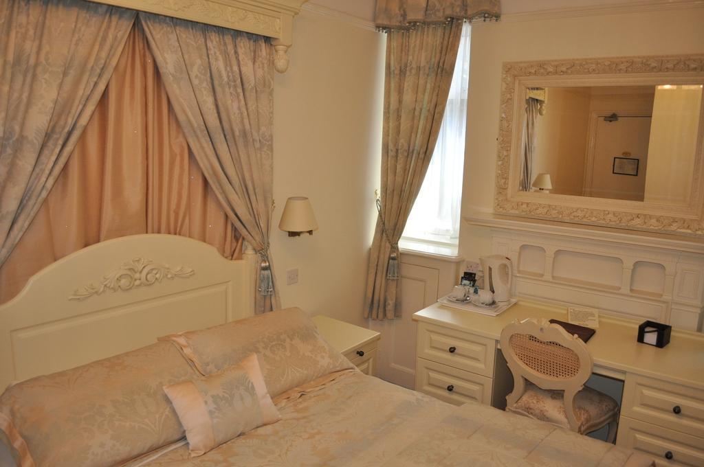 Ardmore House Hotel St Albans Room photo
